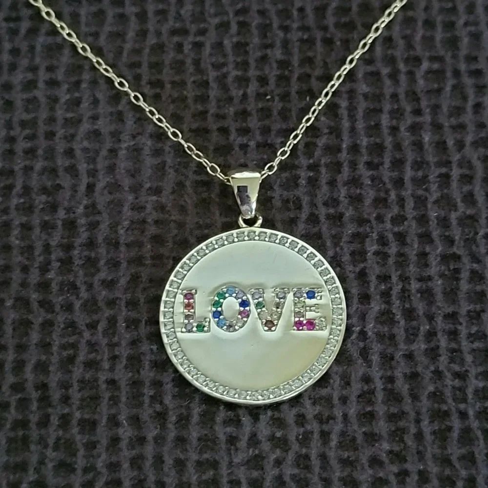 Gioielli LOVE❤ Disc📀 Pendant Necklace - Picture 11 of 11
